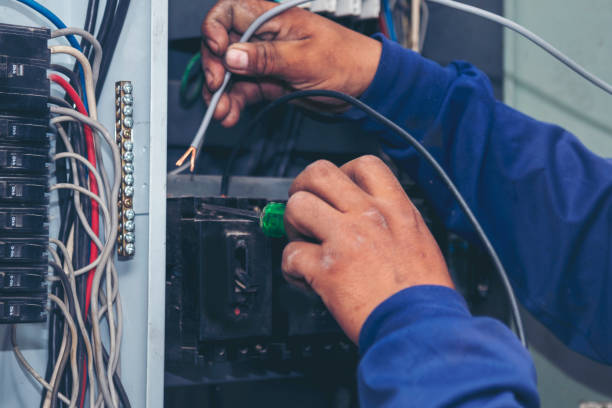 Best Electrician Near Me  in Oak Island, NC